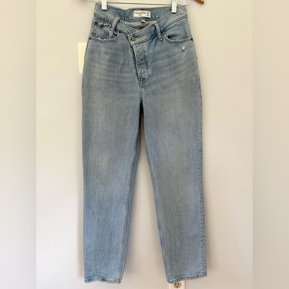 Abercrombie & Fitch The Dad High Rise Curve Love Jeans | Size 25 Short - Picture 2 of 7